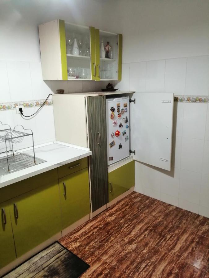 Schoene Wohnung Mit Wifi Und Parkplatz Auf Der Strasse Oliva Zewnętrze zdjęcie